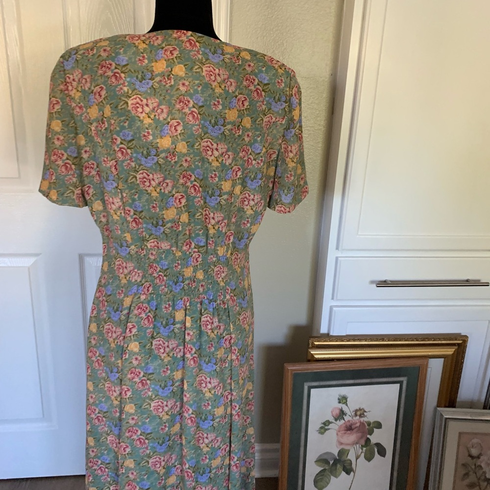 Vintage 90s sage green floral maxi dress - Picture 4 of 12